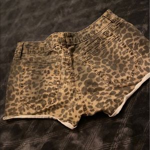 Leopard print shorts 🐆🔥🔥